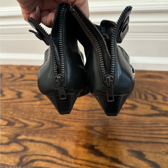 Black wedge straps booties. Kelsi Dagger. New - Picture 4 of 5